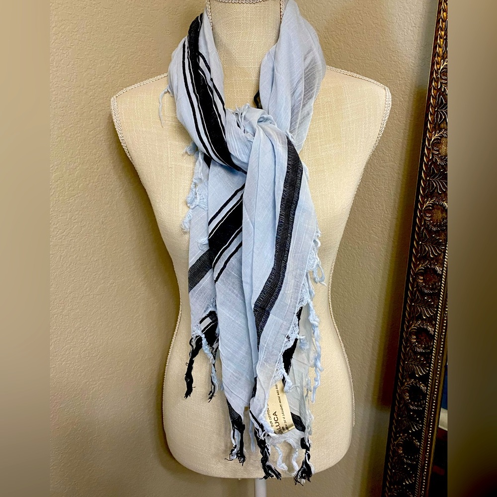 Leigh & Luca Scarf